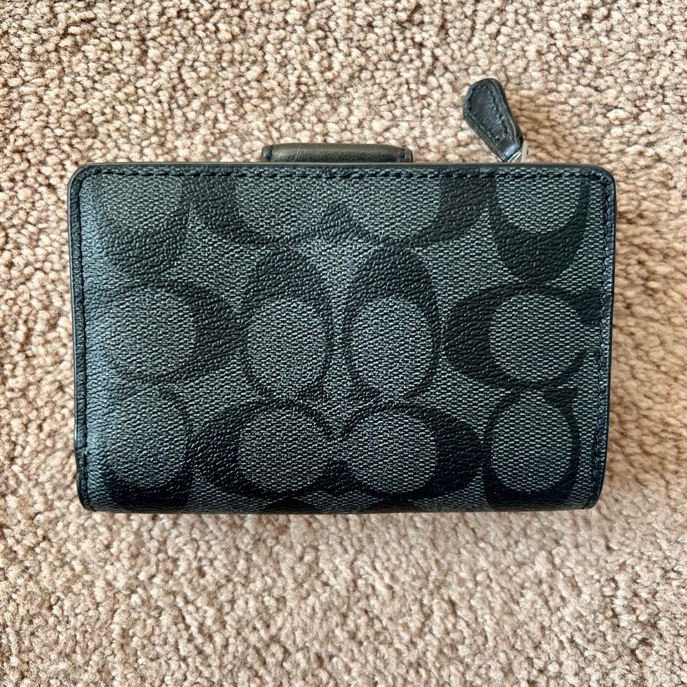 Coach Medium Corner Zip Wallet in Signature Canvas - Picture 3 of 7